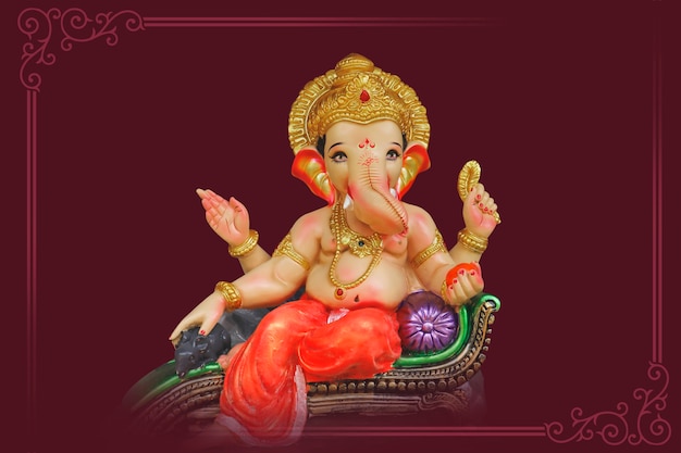 주 코끼리 조각과 함께 행복 Ganesh Chaturthi 인사말 카드 디자인