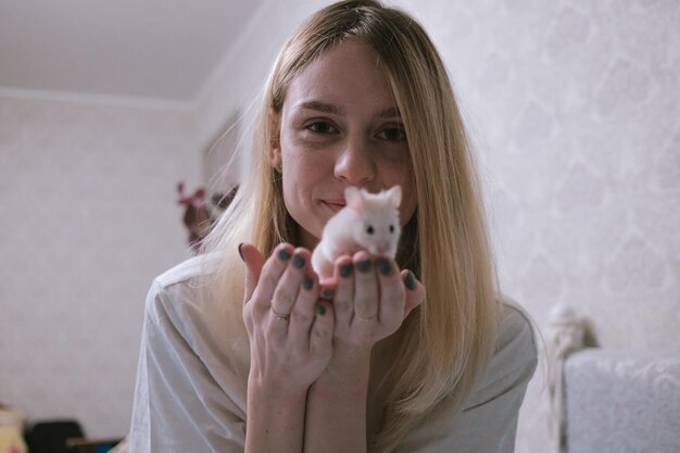 Почему снится кот