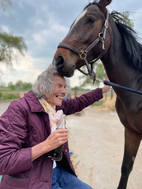 Foto nonna felice.