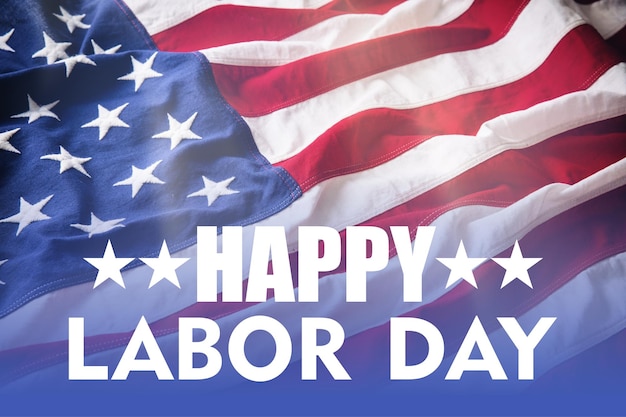 Happy Labor Day-tekst op de achtergrond van de Amerikaanse vlag