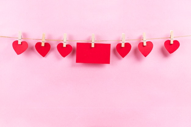 Foto modello di carta felice giorno degli amanti, copia spazio