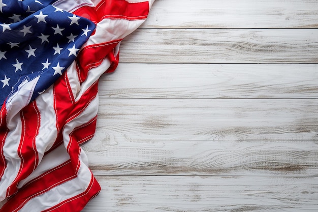 Happy Veterans Day concept Amerikaanse vlaggen tegen witte houten achtergrond 1png