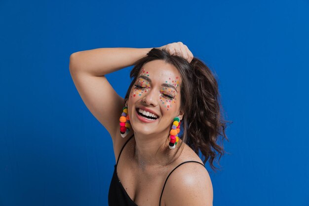 Photo happy woman at brazil carnival