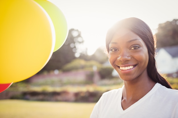 Photo happy woman posing alone