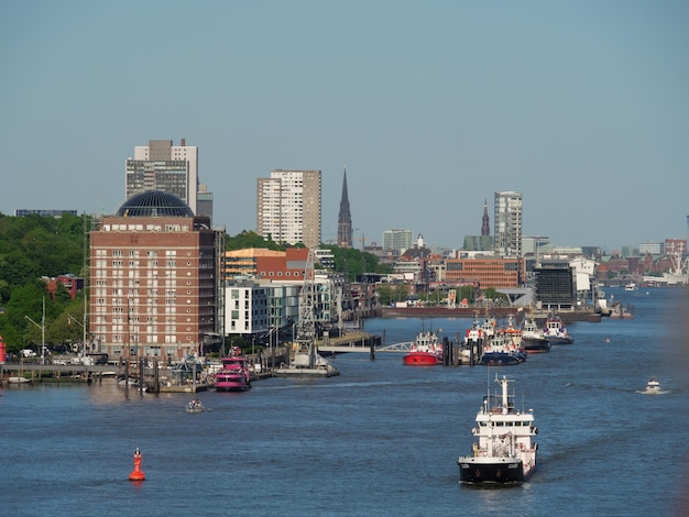 Photo the harbor of hamburg