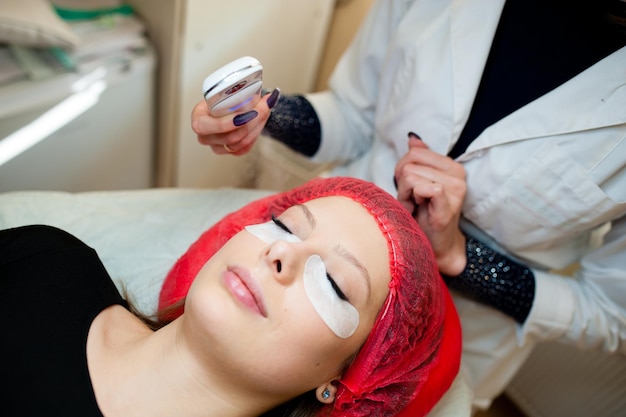 Hardware skin hydration in the cosmetology salon