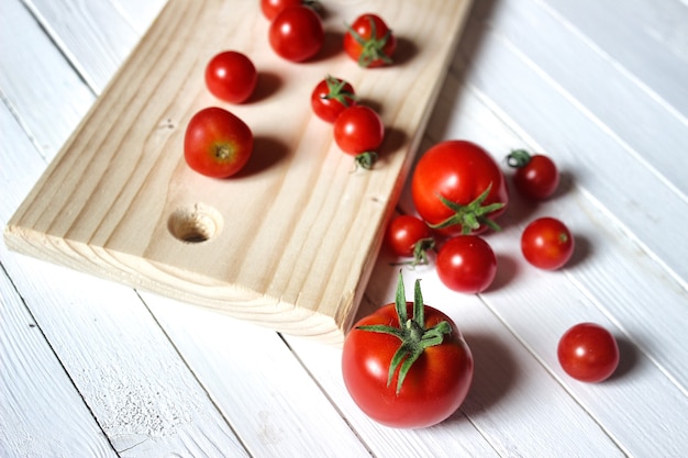 Harvest fresh tomato top