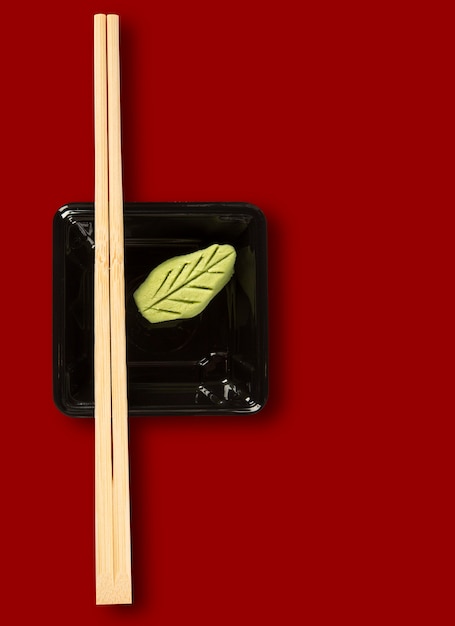 Foto hashi met wasabi - japans eten