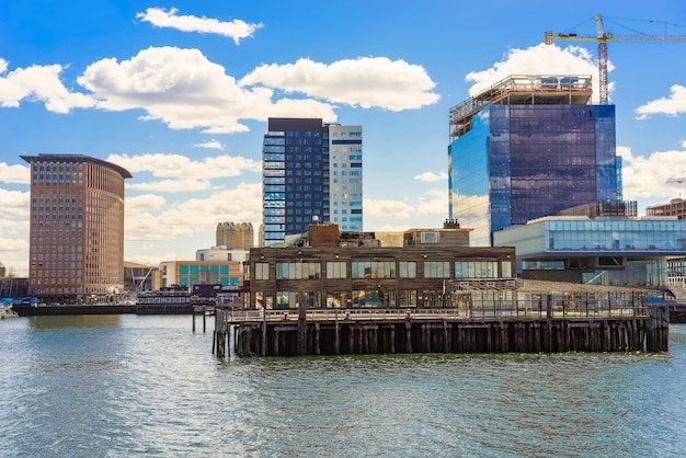 Haven bij Boston Wharf in Charles River in Boston, Massachusetts, de VS.