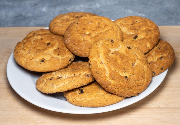 Haverkoekjes Koekjes met rozijnen op tafel Zoete traktatie Gezonde voeding