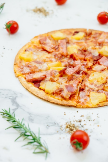 Hawaiian pizza