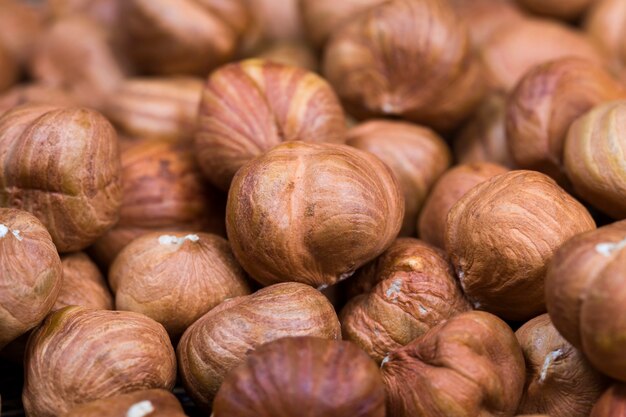 Hazelnoten die worden gebruikt voor voedsel en voor het koken van verschillende gerechten