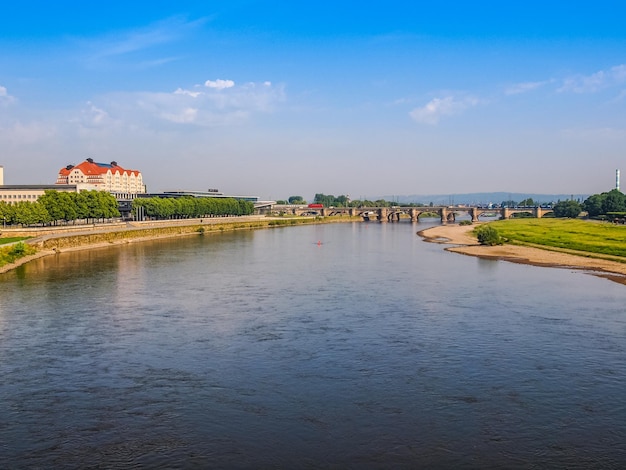 HDR Река Эльба в Дрездене