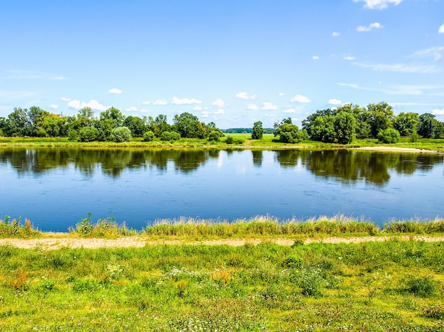 HDR Elbe rivier in Dessau Duitsland