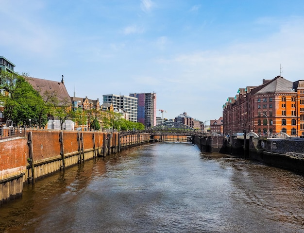 HDR HafenCity в Гамбурге