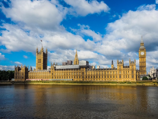 HDR здания парламента в Лондоне