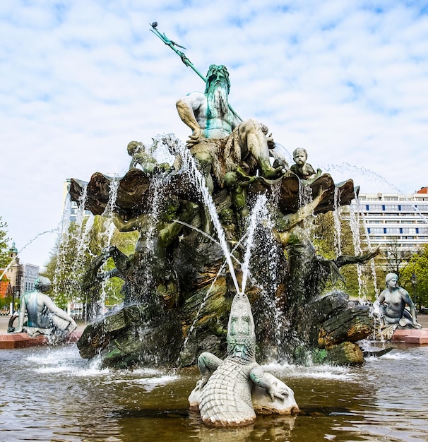 베를린의 HDR Neptunbrunnen 분수