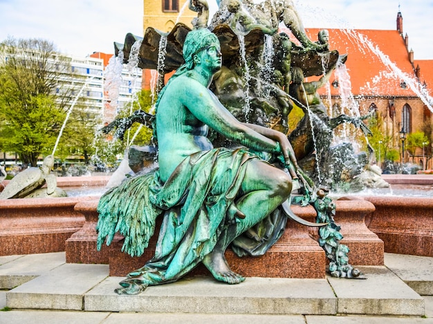 베를린의 HDR Neptunbrunnen 분수