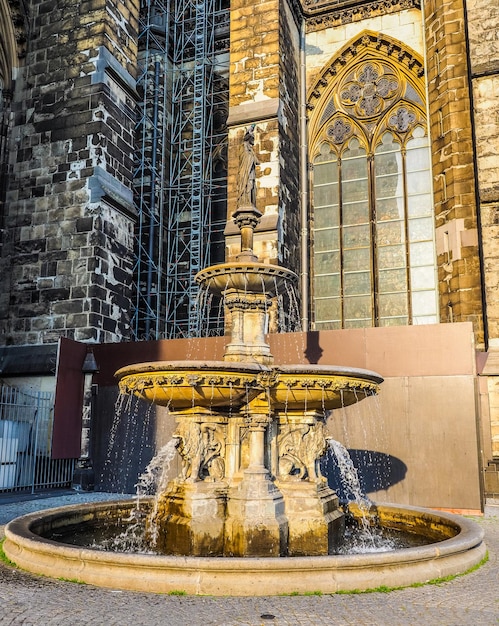 HDR Petrusbrunnen Sint-Pietersfontein in Koeln