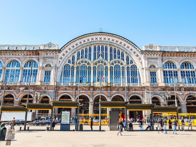 HDRポルタヌオーヴァ駅トリノ