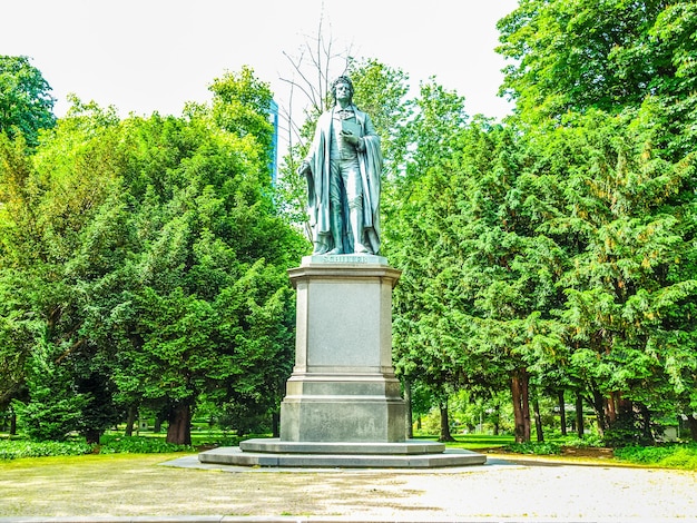 Statua di hdr schiller a francoforte