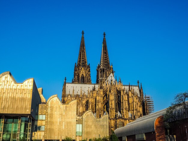 HDR Sint-Pietersbasiliek in Koeln