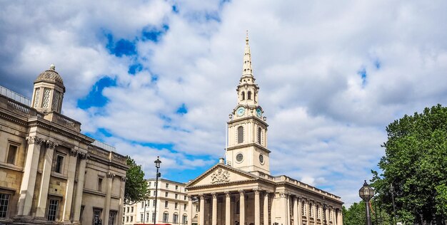 HDR St Martin church in London