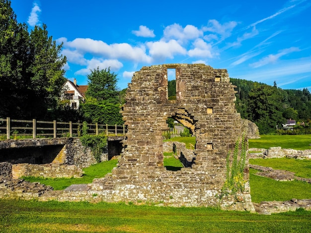 HDR Tintern Abbey Abaty Tyndyrn binnenplaats in Tintern