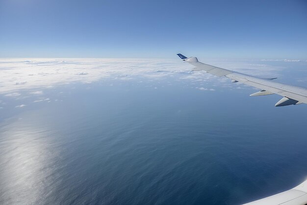 Photo heading out over the pacific ocean on a cloudy morning