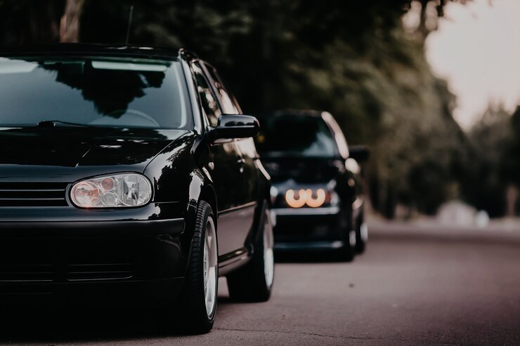 Photo 路上でヘッドライトチューニングカー