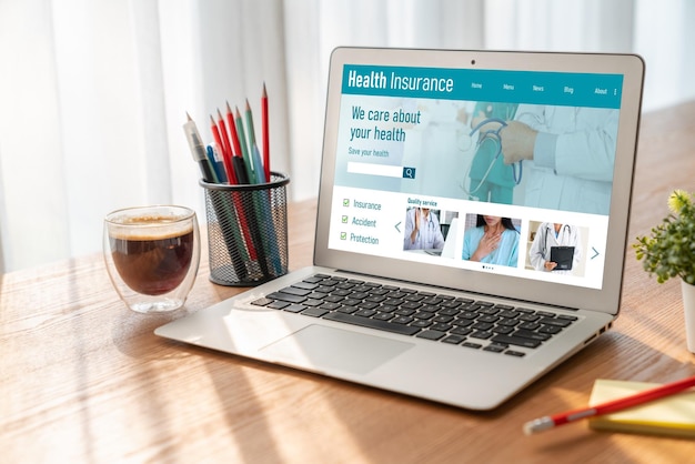 健康保険 Web サイトのフォーム入力を簡単にする最新の登録システム