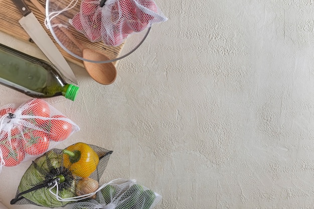 Foto cibo sano e utensili da cucina