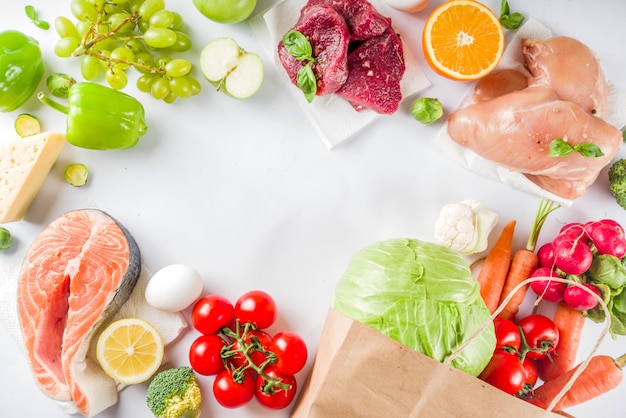 Foto concetto di acquisto di cibo sano con ingredienti alimentari