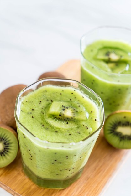 Healthy fresh kiwi smoothie in glass