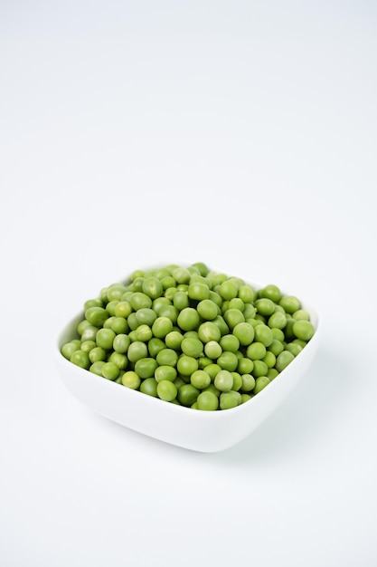 Photo healthy and fresh tasty vegetables pea