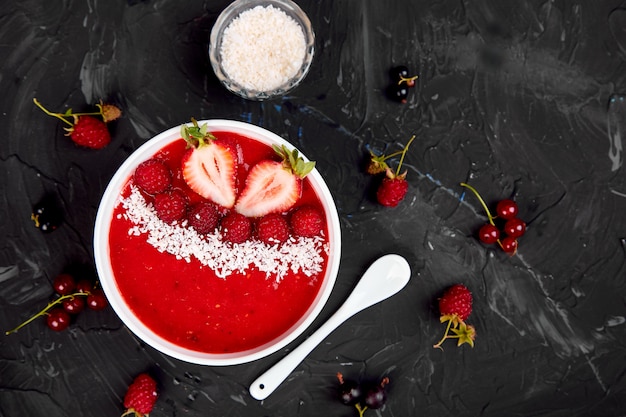  Healthy Smoothie breakfast bowl