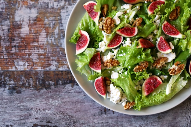 Healthy vegetarian salad with figs.