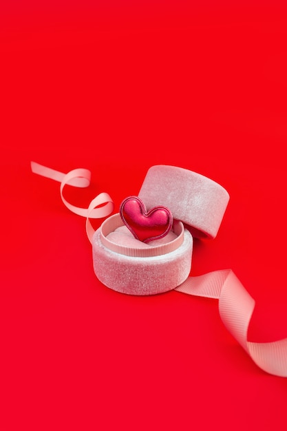 Photo heart in a round ring box with ribbon