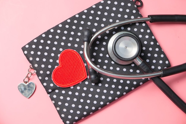 Photo heart shape symbol and stethoscope