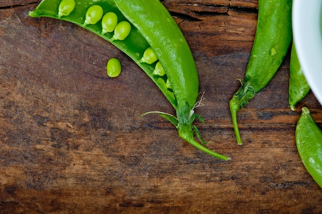 Hearthy fresh green peas