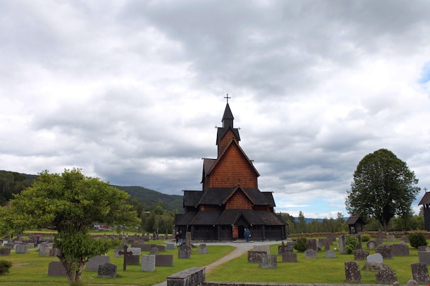 ノルウェー最大のスターヴ教会であるHeddalStave Church、Notodden自治体、最も保存状態の良い木造の教会。