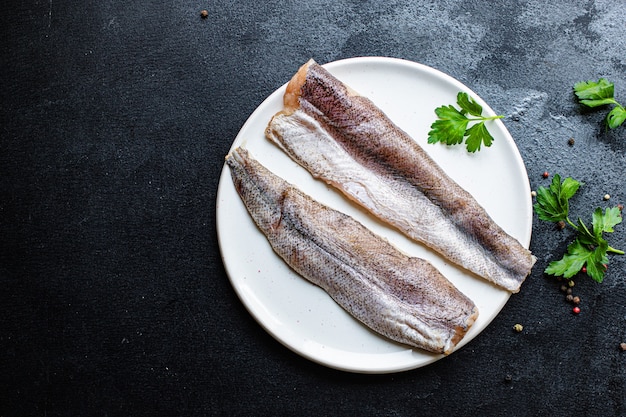 heek filet rauwe vis zeevruchten klaar om te eten