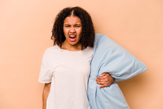 Heel boos en agressief schreeuwen