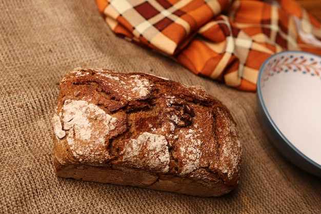 Foto heerlijk natuurlijk esthetisch gebakken brood