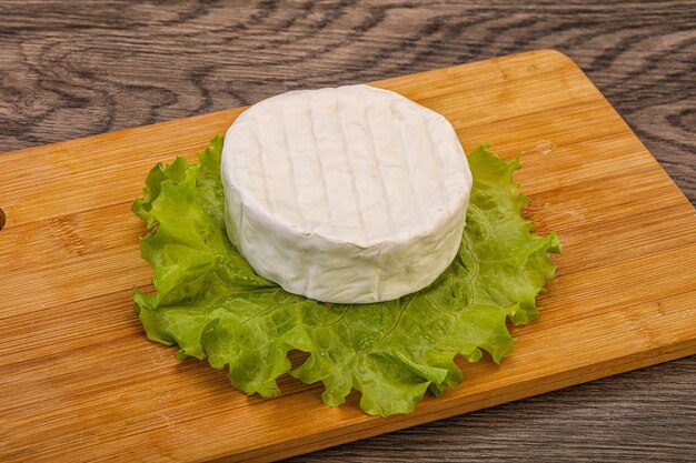 Heerlijke Brie ronde zachte kaas