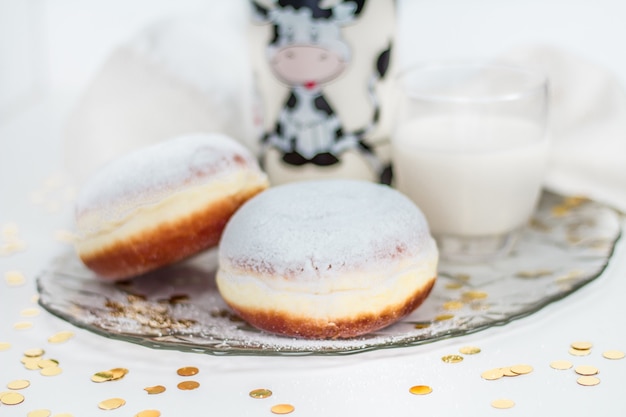 Heerlijke carnavalsdonut, zoete krof