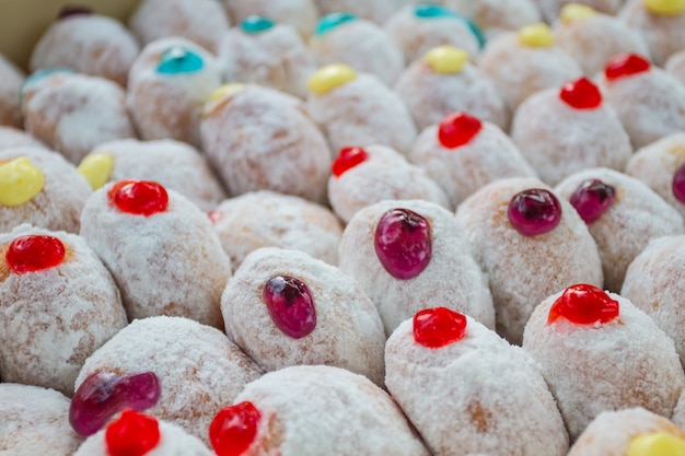 Heerlijke donuts met suikerglazuur