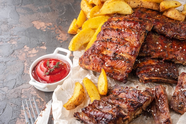 Heerlijke gegrilde ribben.