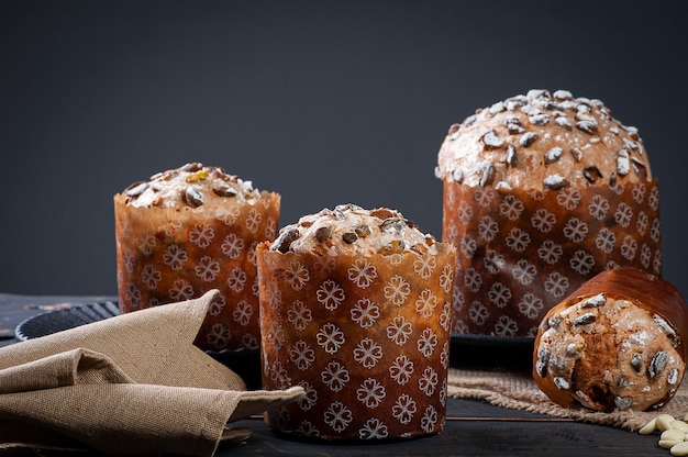 Heerlijke huisgemaakte panettone met natuurlijke gisting.