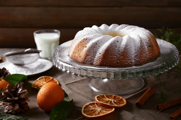 Heerlijke kerstcake op tafel